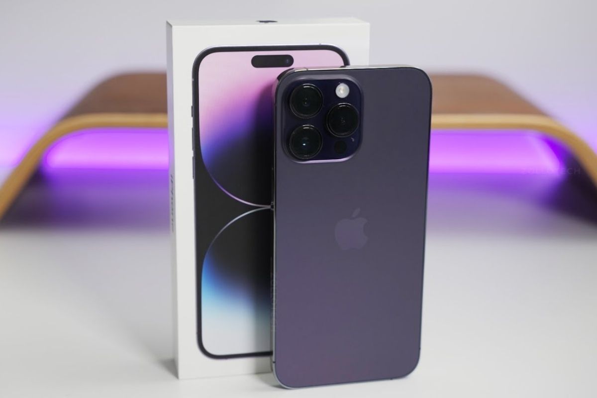 iPhone 14