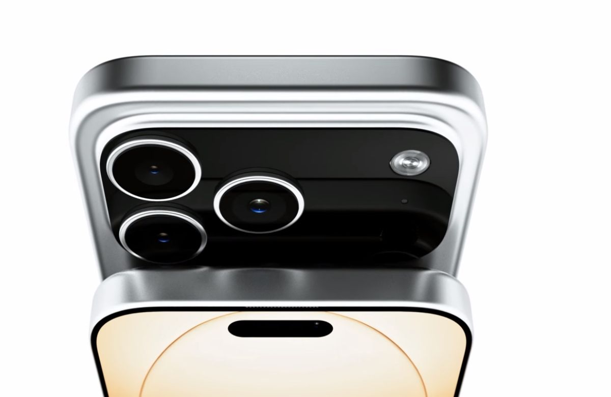 Cụm camera full là đặc điểm khác biệt so với các dòng trước