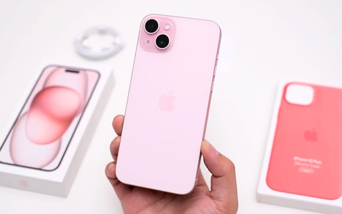 iPhone 15