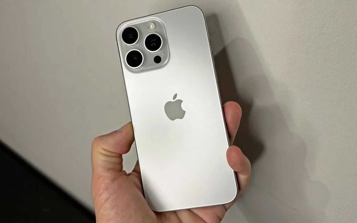 iPhone 15 Pro Max