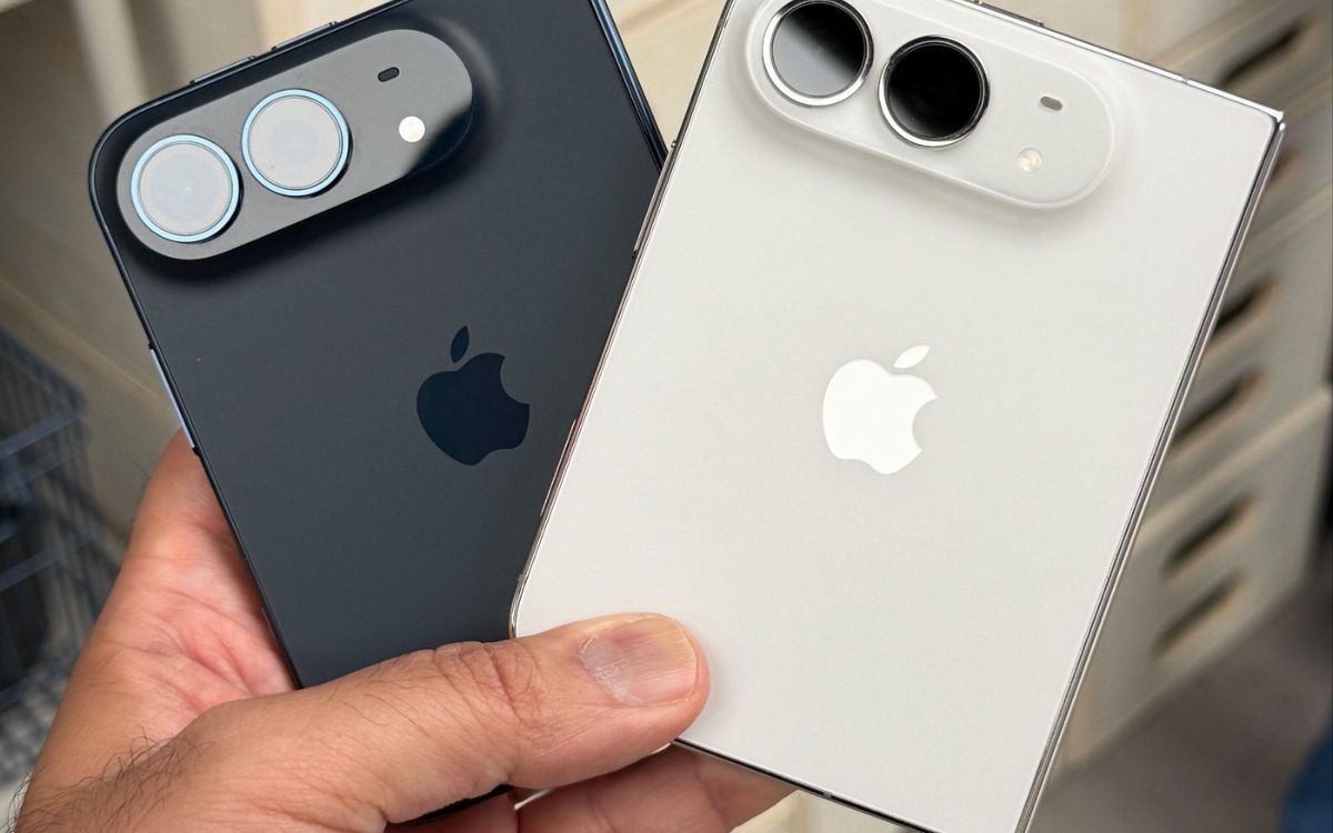 iPhone Duo với 2 phiên bản màu sắc trắng và đen